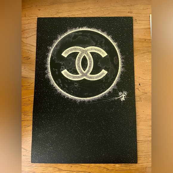 Series of CHANEL gift box slip covers in gold, black and white - Picture 4 of 7